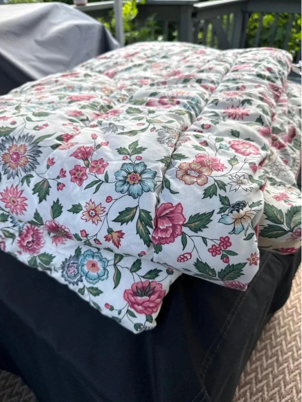 Vintage 1986 cottage core JP Steven’s & Co twin comforter